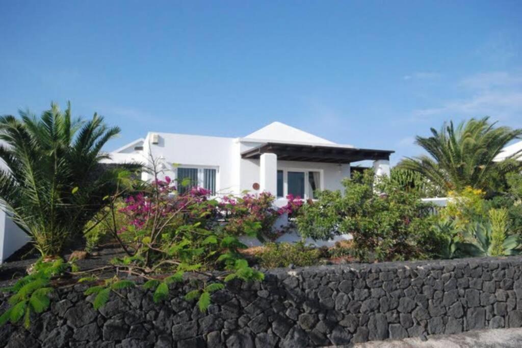 Villa Isa Sea Views Playa Blanca  Exterior photo